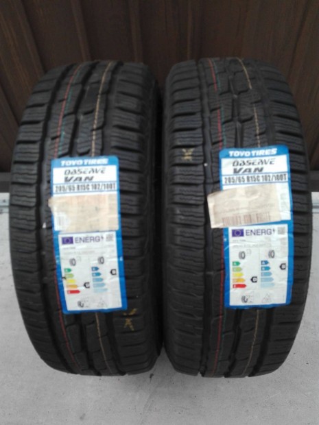 205/65R15C Új Toyo téli gumi 2db 205/65 r15c