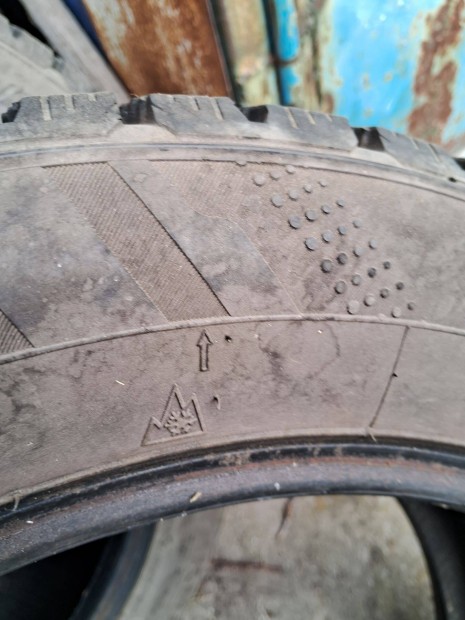 205/65R16C 205/65 R 16C R16C R16 16 C Kumho téli gumi