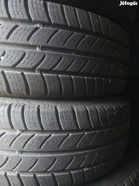 205/65R16C kisteherre Continental tligumik