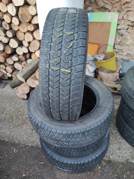 205/65 R16 C Semperit 2