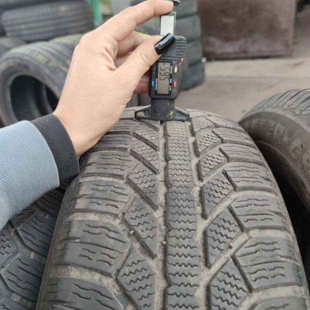 205/65 R16 Semperit téli gumi 10000ft a 2db /89/