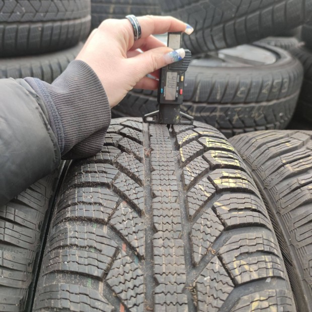 205/65 R16 Semperit téli gumi 79000ft a 4db /204/