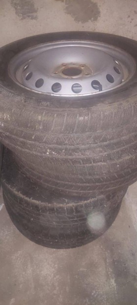 205/65 r16 c continental/vredestein tligumi szett Renault Trafic