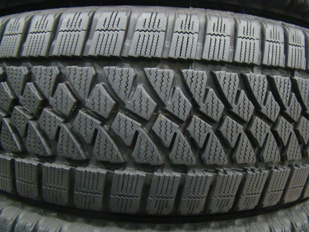 205/65 r16c Bridgestone 2022-es tli gumi 205/65r16c