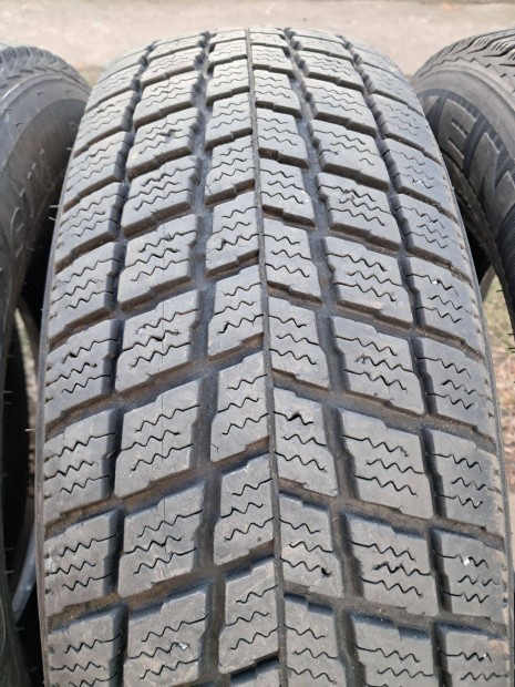 205/70R15 Tli gumi