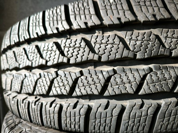 205/75R16C 95% Continental téli kisteherre 205/75 16 C