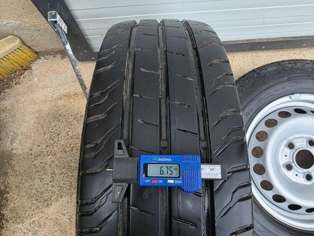 205/75R16C Continental garnitúra jó állapotban eladó!