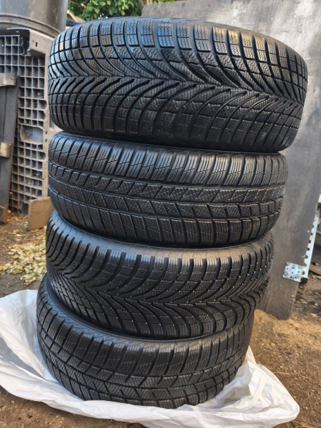 205 /55  R 16 tligumi 
