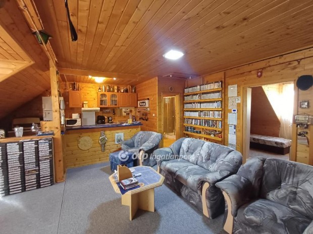 207 nm-es h�z elad� Szigetszentmikl�s