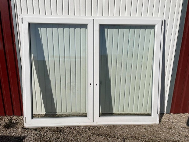 207x163 bontott manyag ablakok hszigetelt veggel 2 szrny
