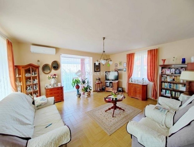 209 nm-es h�z elad� Szombathely #5076856