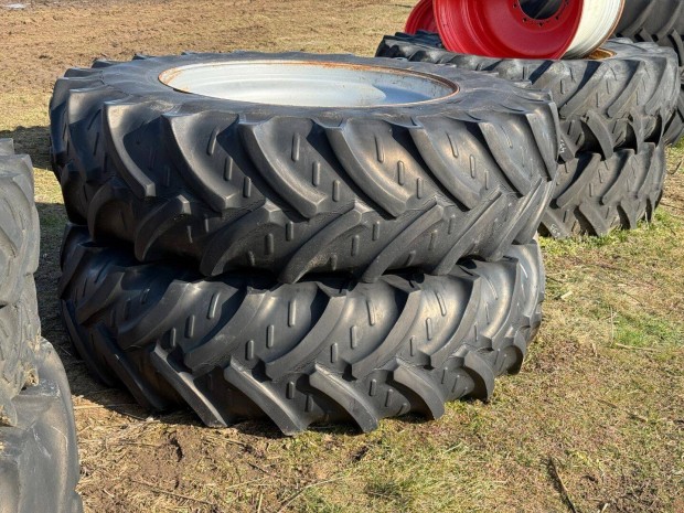 20,8R42 komplett traktorkerk pr John Deere, Claas, Steyr, Case IH