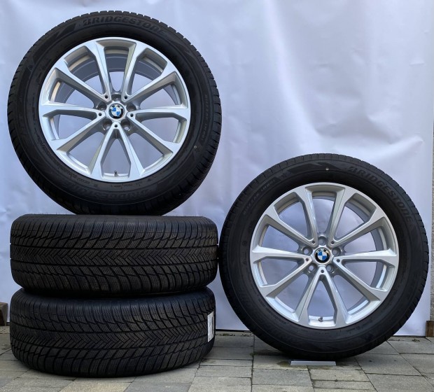 20" BMW X7 G07 Styling 750 gyri alufelni garnitra tli gumikkal