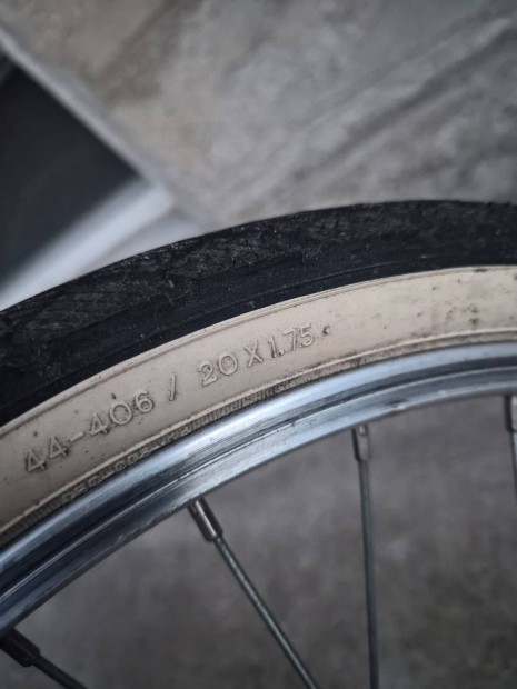 20" Btwin st500 6-9 �veseknek kisl�ny bicikli