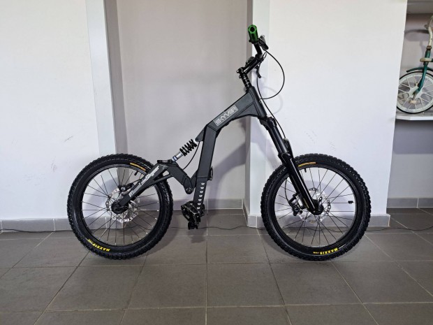 20" Mountain Skyver Cross 20-as Ritkasg ! Downhill