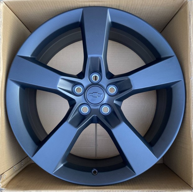 20" gyári Chevrolet Camaro Gen 5 alufelni garnitúra