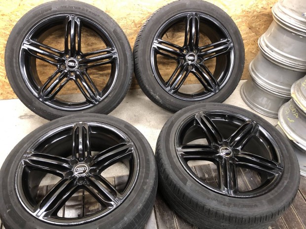 20 colos gyári Audi fekete alufelni Q5, A5, A6, A8, 20 col