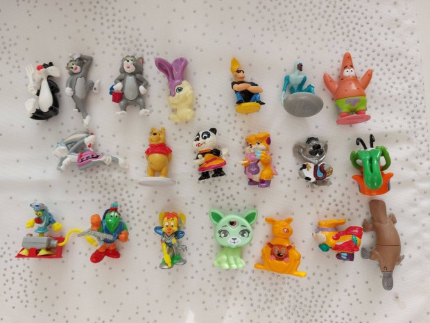 20 darab vegyes kinderfigura