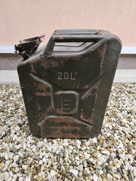 20 literes benzines kanna