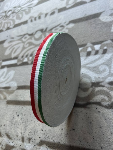 20 mm nemzeti színű szalag