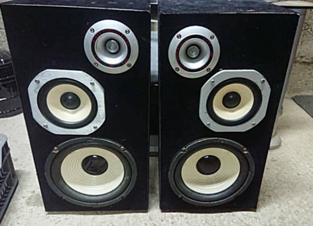 20cm-es hangfal pár