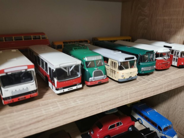 210db retro buszok autk gyjtemny egyben elad 