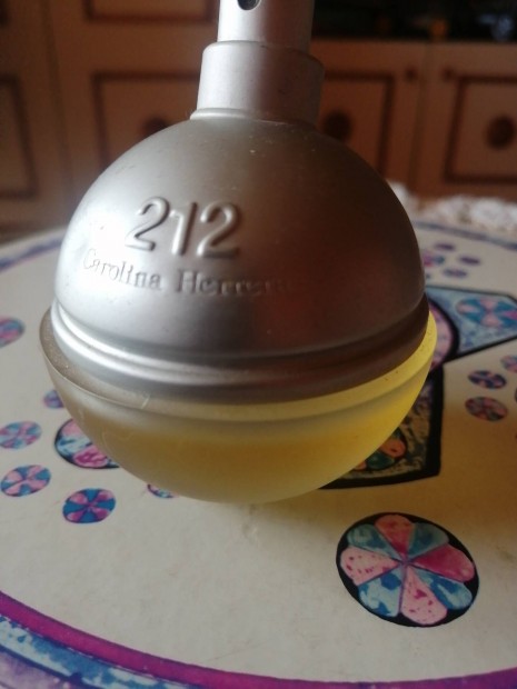 212 Carolina Herrera edp teszter 30ml 