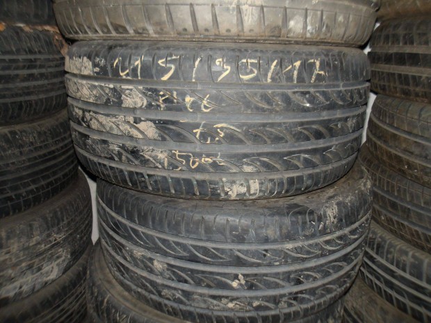 215/35r17 Pirelli nyári gumi ajándék szereléssel