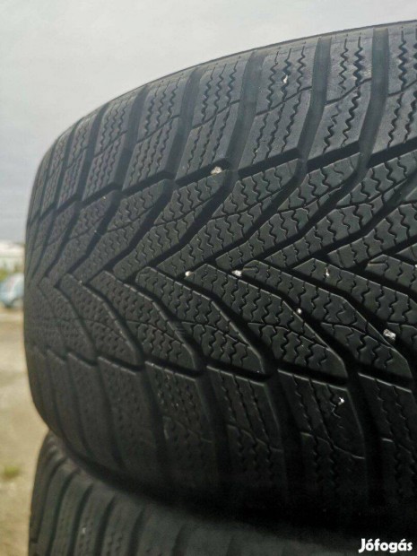 215/40R17 jszer Nexen tligumi