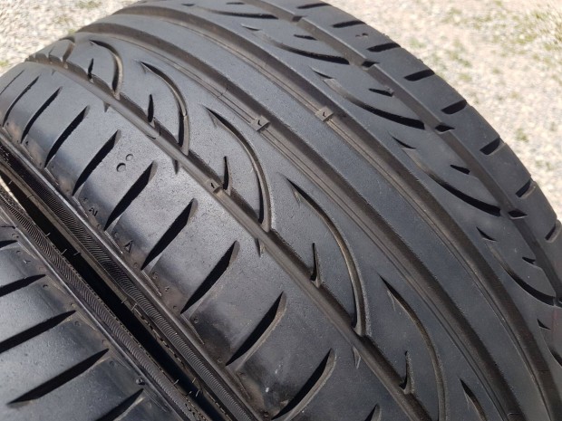 215/40 R17 nyári gumi 2db Hankook DOT2016