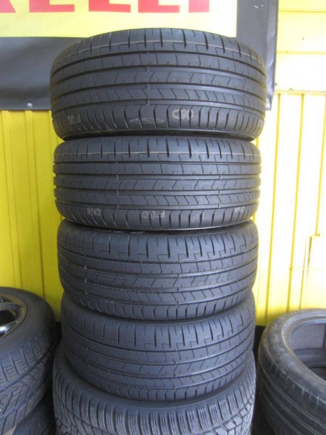 215/40 R18 Pirelli Pzero 89Y