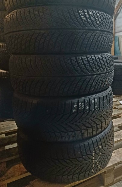 215/40r18 215/40 r18 tli 4db 