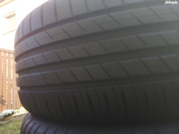 215/45R16 Goodyear nyárigumik 90%
