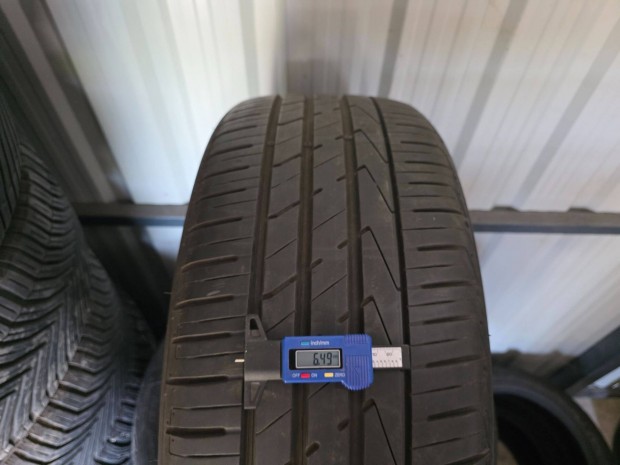 215/45R18 Pirelli garnitúra nagyon jó állapotban eladó!