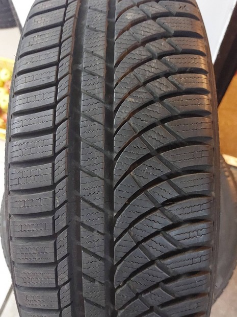 215/45R18 tli gumi garnitra