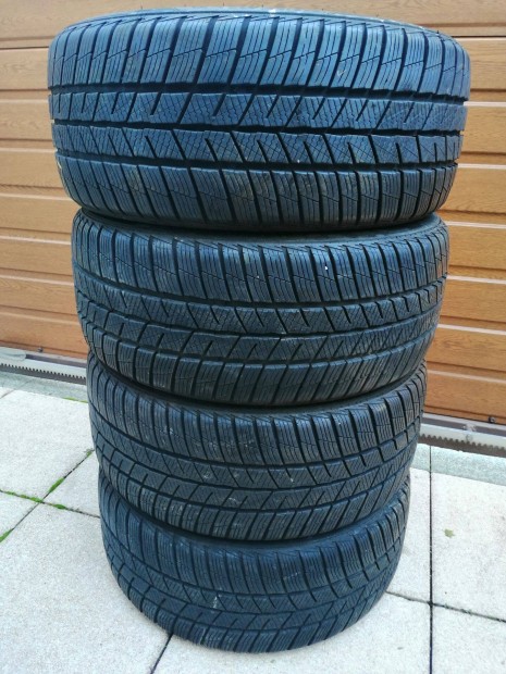 215 45 16 barum 215/45 R 16 tli gumi garnitura