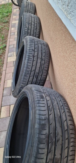 215/45 R17 Yokohama nyári kerékszett