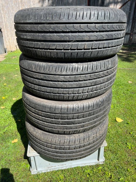 215/45 R18 pirelli 4db 90%os nyári gumi