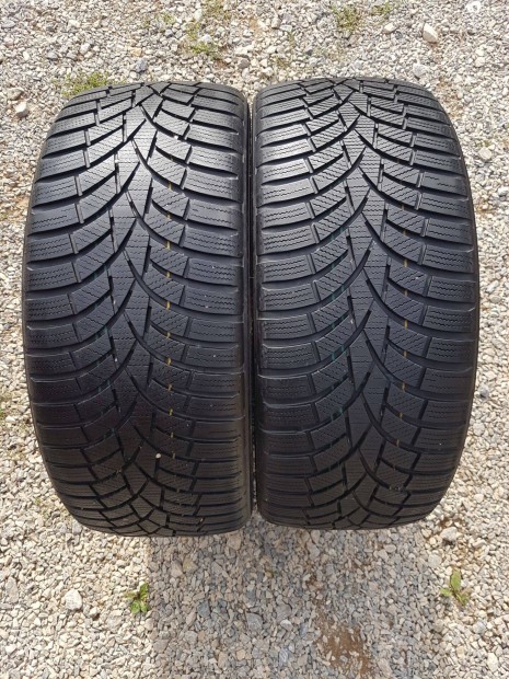 215/45 R18 tli gumi 2db Toyo DOT2021