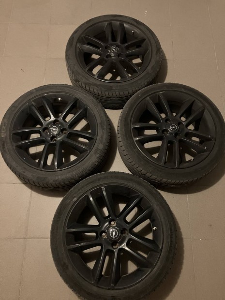 215/45 r17 alufelni+nyári gumi