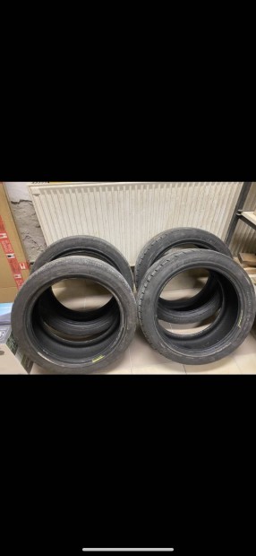 215/45r17 t�li gumi dot22  4db/45.000Ft