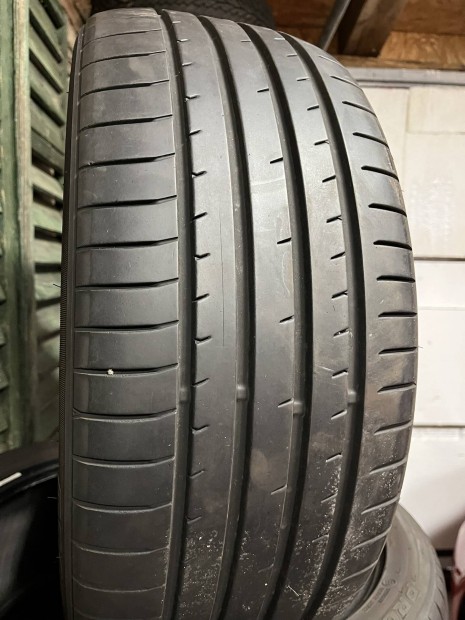 215/45r18 ny�ri gumi