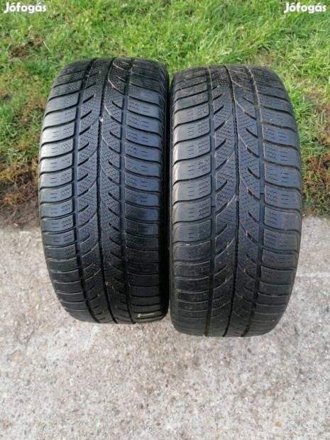 215/50R17-es Tligumi