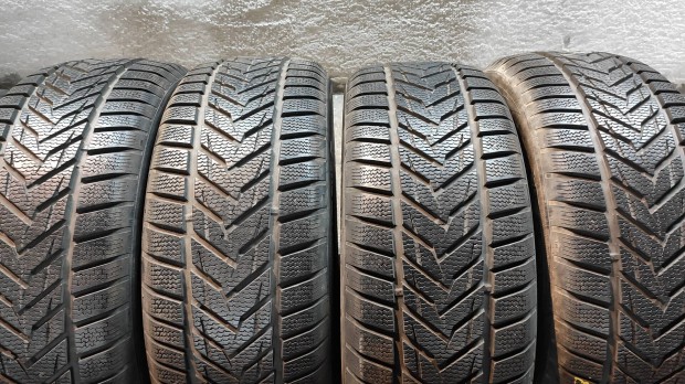 215/50R18 215/50 R18 215/50/18