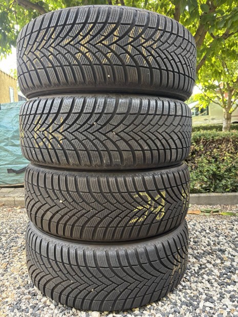 215/50 18 semperit speed grip 5 teligumi garnitura