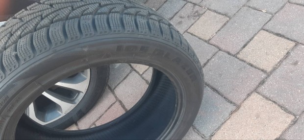 215/50 R17 1 db tli gumi