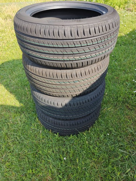 215/50 R17 Barum Bravuris 5 (új)