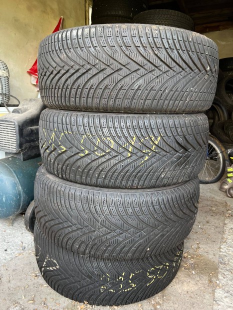 215/50 R17 kleber 4db tli gumi