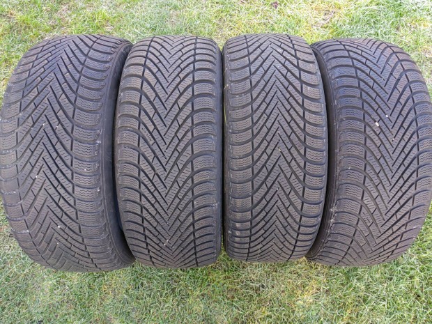 215/50/R17 pirelli tli gumi