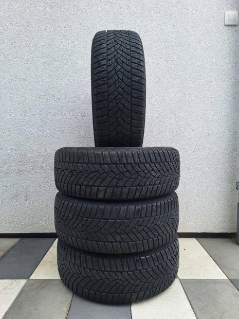 215/50 r17 Goodyear Ultragrip Performance tligumi DOT2519
